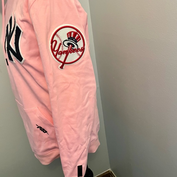 yankees hoodie size M - Picture 5 of 8